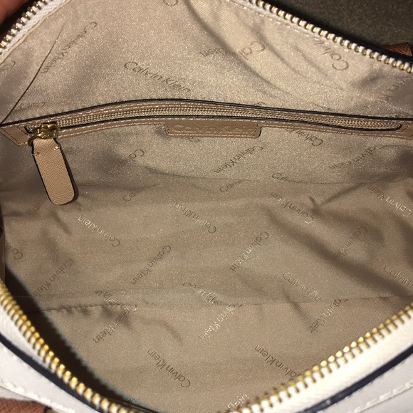 Calvin Klein handbag - Picture 3 of 3